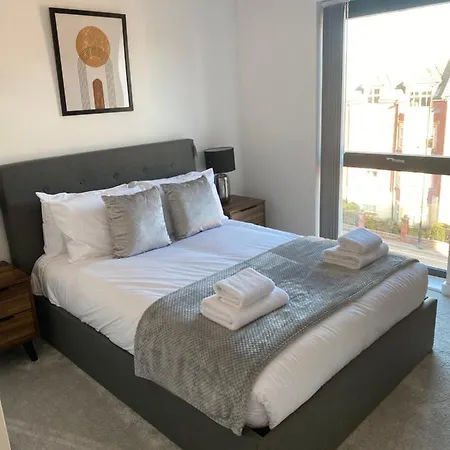 Icona - Luxurious 2 Bed * York